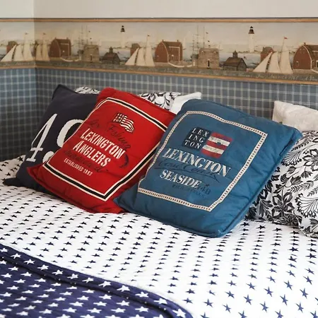 Ilmastoitu Vierassviitti - Roosa Kokkola (Karleby)