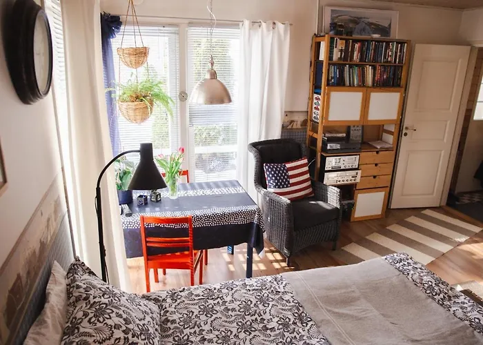 Ilmastoitu Vierassviitti - Roosa