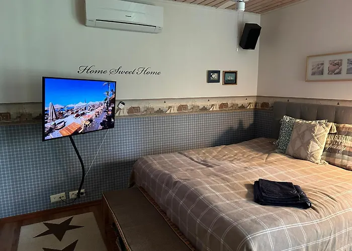 Ilmastoitu Vierassviitti - Roosa